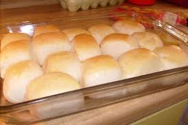 Make And Share This Quincy S Yeast Rolls Recipe From Food Com Yeast Rolls Yeast Rolls Recipe Recipes