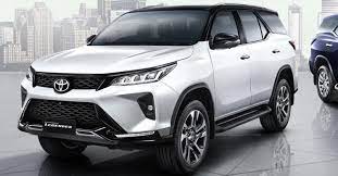 تويوتا فورتشنر 2021 الجديدة لمحات أنيقة وعصرية للكروس أوفر العائلية الناجحة موقع ويلز toyota suv car suv