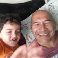 Efren Narvaez's Instagram, Twitter & Facebook