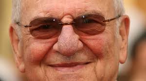 Lee Iacocca, automotive giant, dies at 94