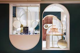Golden Arch Details Adorn Tianhua Yizhu S Grace Generation Fine Jewelry Store In Shanghai
