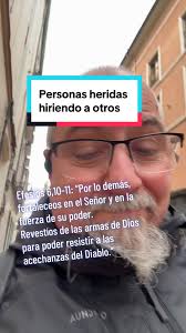 Diferencias entre orar y rezar: una reflexión profunda