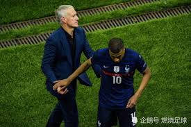 法國隊équipe de france de football. å˜å¤© æ›é½è¾¾å†…æˆ–æŽ¥ä»»æ³•å›½é˜Ÿä¸»å¸…å¸¦é˜Ÿå†²å‡»2022ä¸–ç•Œæ¯å† å†› æ³•å›½è¶³çƒé˜Ÿ é½è¾¾å†… ä¸–ç•Œæ¯å† å†› å¾·å°š ç'žå£«è¶³çƒé˜Ÿ æ¬§æ´²æ¯