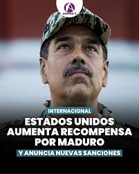 Radio Antena 3 Ecuador added a...