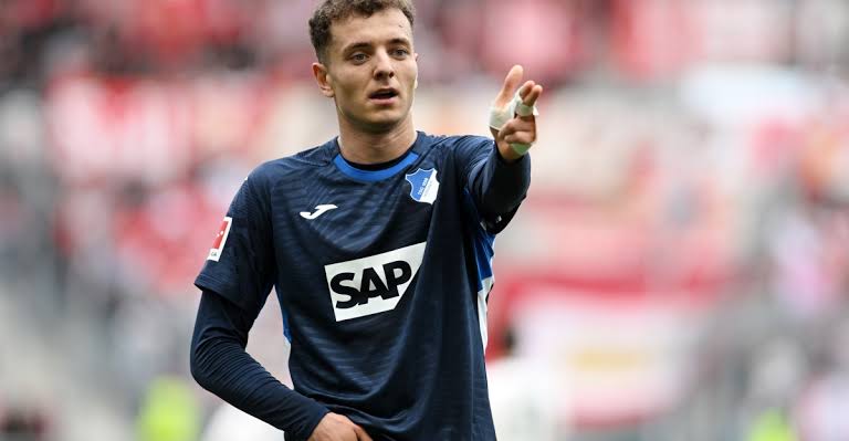 Ultim'ora: il Trasferimento di Fisnik Asllani Salta