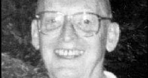 Ellen Borden's Instagram, Twitter & Facebook