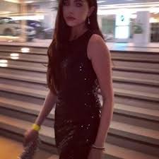 Amelia thripura henderson's profile is incomplete. Pin By Andi On Celebrities Little Black Dress Fashion Celebrities