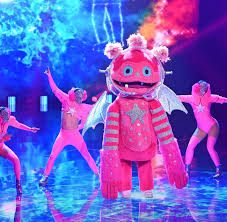 All about fox's celebrity karaoke competition. Masked Singer Die Masken Haben Sex Und Wer Steckte Im Schwein Welt