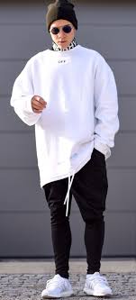 39 Good Look Sweater Style For Men In Winter Vialaven Com Mens Street Style Mens Streetwear Mens Outfits