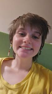 i admit that some people don't like me for who i am, for my attitude, my  expressions, my style. but, i'm just showing the real me and i don't have  to pretend