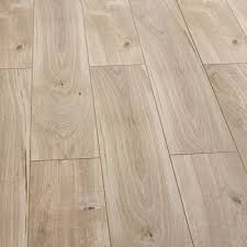 Stratifie Gladstone Chene Naturel 8mm Vendu A La Botte Castorama Castorama Stratifie Sol Stratifie