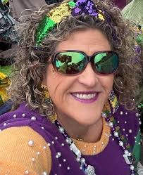 Robin Metzger's Instagram, Twitter & Facebook