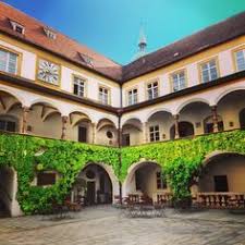 Der bestand umfasst sowohl die denkmalgeschützte ehemalige residenz aus dem 14. 14 Freising Ideas Instagram Posts Instagram House Styles