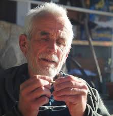 How to ship a laptop from Paris or St. Jean to Santiago de Compostela?