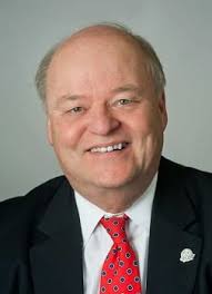 Brad Knapp's Instagram, Twitter & Facebook