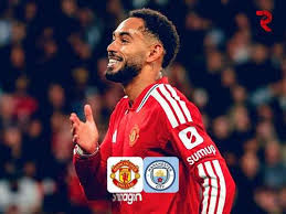 Manchester United x Manchester City: onde assistir, escalações e tudo sobre o Dérbi de Manchester
