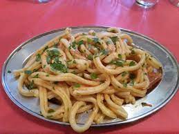 Scopriamo insieme come si prepara la pasta con le briciole. Pasta Fresca Con Pesce Spada E Gamberetti Picture Of La Gondola Sicily Tripadvisor