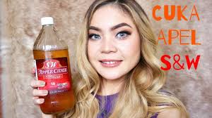 Preparation of apple cider vinegar involves fermentation by adding yeast. S W Apple Cider Vinegar Review Bahasa Saddy Aulia Youtube