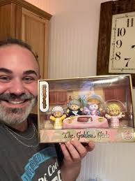 December 12 What delicatessen did the girls often patronize?