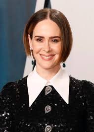 Sarah Paulson Recalls 'Awkward' Encounter With Matthew Perry After Carrie  Fisher's Invite To Wild Party