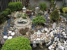 Mein Miniatur Feng Shui Steingarten Zu Hause Bilder Und Fotos Steingarten Garten Steinmauer Garten