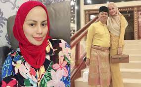 Our team will be update this article soon as possible. Sekali Keluar Vokal High Pitch Mommy Rebecca Nur Al Islam Salah Sangka Jerit Pembantu Kerana Gempak