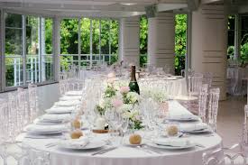 Le choix de la décoration d'une salle de réception de mariage est toujours un grand moment. Centre De Table De Mariage Champetre Fleurs Et Deco D Elisabeth Delsol