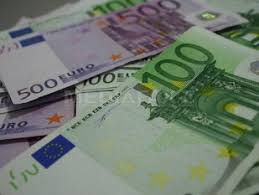 Convert from euro (eur) to romanian leu (ron). Cursul Bnr A Urcat La 4 5742 Lei Euro Cel Mai Inalt Nivel Din Ultimele 11