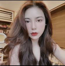 Boat falls off trailer