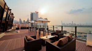 Thus, it is no surprise that rooftop bars have sprouted across the city. 10 Best Bars In Hong Kong For Outdoor Drinking Lifestyle Asia Hong Kong