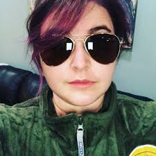 Julia Scanlon (@justjulia12)