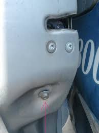 The information contained in this video is for general guidance, not responsible for any errors or injuries that you have done. 2004 To 2010 Toyota Sienna Sliding Door Glass Removal Benson S Auto La 323 583 8941