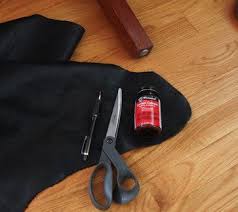 This Is The Best I Ve Seen Ever And It S Sooooo Simple Furniture Clinic Quick Diy Glides For With Images Diy Leather Furniture Diy Furniture Pads Felt Furniture Pads