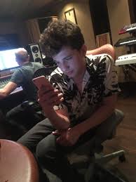 Prochee Fotografii Iz Twitter 30 Photos Vk Charlie Puth Charlie Singer