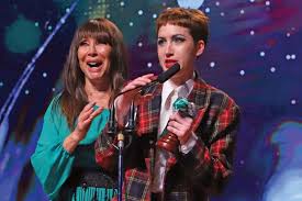 Moria casán se autocriticó en su rol de madre y su hija sofía gala salió a responderle con todo. Moria Casan Hablo De Sofia Gala Pero No Se Animo A Confirmar La Separacion De Su Hija La Nacion