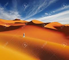 Le sable du #sahara est actuellement bien visible partout dans. Les Dunes De Sable Du Desert Du Sahara Algerie Banque D Images Et Photos Libres De Droits Image 70340607