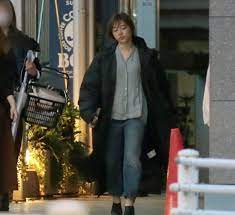 夫になる会社員の一般男性は、 石原さとみの友人夫婦の紹介で出会った とコメントをしています。 結婚の決め手となったのは？ 石原さとみさんが旦那様と結婚にいたった経緯は. çŸ³åŽŸã•ã¨ã¿ æ–°å©šå¤«ãŒå€Ÿã‚ŠãŸæ•°å„„å††è±ªè¯ãƒžãƒ³ã‚·ãƒ§ãƒ³ã§ã¯ãªã„å¸°å®…å…ˆ Newsãƒã‚¹ãƒˆã‚»ãƒ–ãƒ³ Part 2