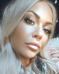 Jodie Adamson's Instagram, Twitter & Facebook