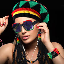 Batiyeer 5 Pcs Women African Jamaican Accessories Rasta Hat with Dread Lock  Multicolor Beaded Jamaican Bracelet Rasta Beads Necklace Queen Wooden  Earrings Rasta Sunglasses, Wood, wood : Amazon.co.uk: Fashion