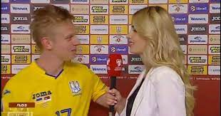 Man city star oleksandr zinchenko. Man City Star Oleksandr Zinchenko Plants Kiss On Woman Reporter During Post Match Interview Mirror Online