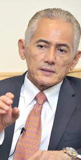 Hashim memberi ucapan aluan kepada semua yang hadir di kongres maruah melayu di stadium melawati, shah alam. Utp Datuk Ir Dr Abdul Rahim Hashim