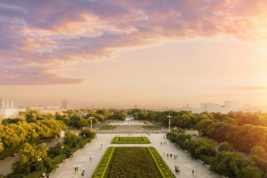 Gorky Park" Images – Browse 2,830 Stock Photos, Vectors, and Video | Adobe  Stock