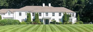Va connecticut healthcare system provides health care services to veterans throughout connecticut. Lawn Care Service Landscaper Lawn Mowing West Hartford Ct