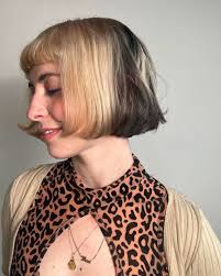 meet the teamˏˋ°•*⁀➷ valentine (they, them) specializes in razor cuts,  curly hair, and bold creative color. valentine is an intuitive and driven  hairstylist who is passionate about gender expression through hair and