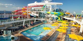 She is the first of her class, whose ships are the largest passenger ships in the world. 17 Must Know Things About Royal Caribbean S Oasis Of The Seas