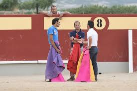 Alberto Álvarez invita a tentar a su finca a Imanol Sánchez