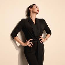 Yasmine Sabri On Instagram Pantheredecartier Cartier Intothewild Arabian Beauty Women Pretty Woman