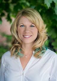 Christian Chick's Thoughts: Review: "Mark of the Raven" by Morgan L. Busse