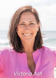 Victoria Ash's Instagram, Twitter & Facebook