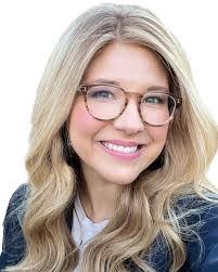 Jackie Lykins's Instagram, Twitter & Facebook